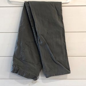 30x32 Urban Pipeline, Flex Khaki, Slim Straight, EUC